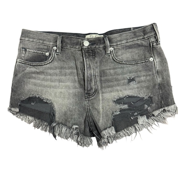 We The Free Now or Never Denim Shorts Black Cut Offs Distressed Boho - Picture 9 of 10